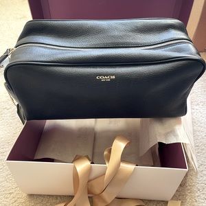 COACH Black Leather Large Toiletry Kit Bag New In Box